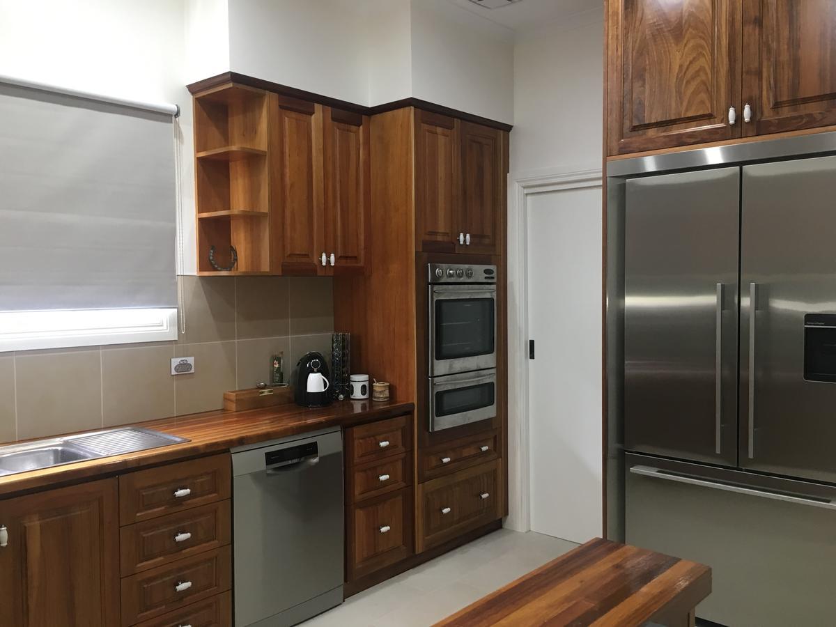 Noah'S Stanley Luxury Bed And Breakfast Εξωτερικό φωτογραφία